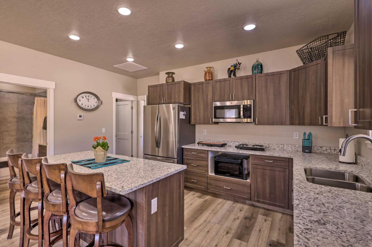 Quiet Kanab Home With Panoramic Views And Porch! Esterno foto